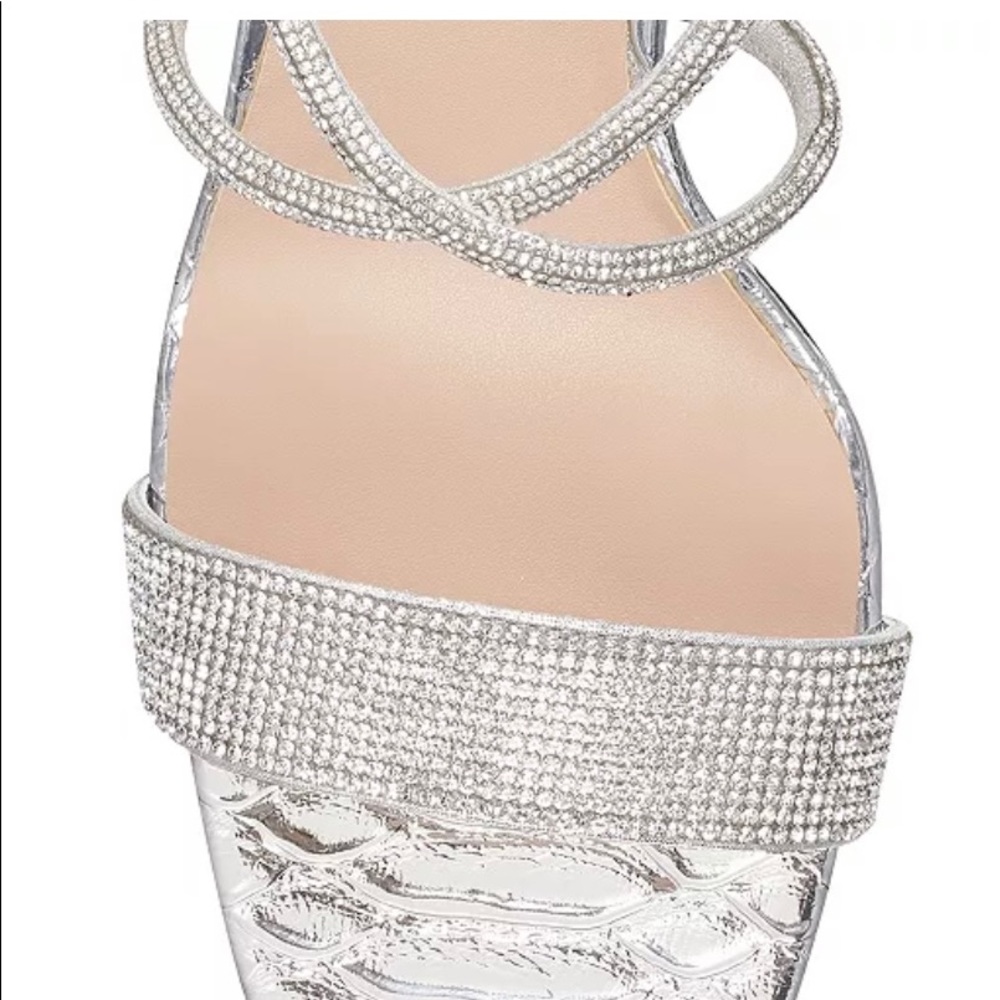 NWT INC silver sandals Size 8.5 - Picture 4 of 5